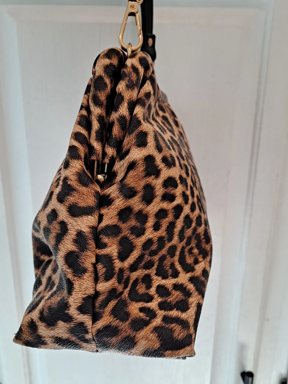 WILD Leopard Textured PU Print Shoulder Clutch Bag Black & Brown Lightweight